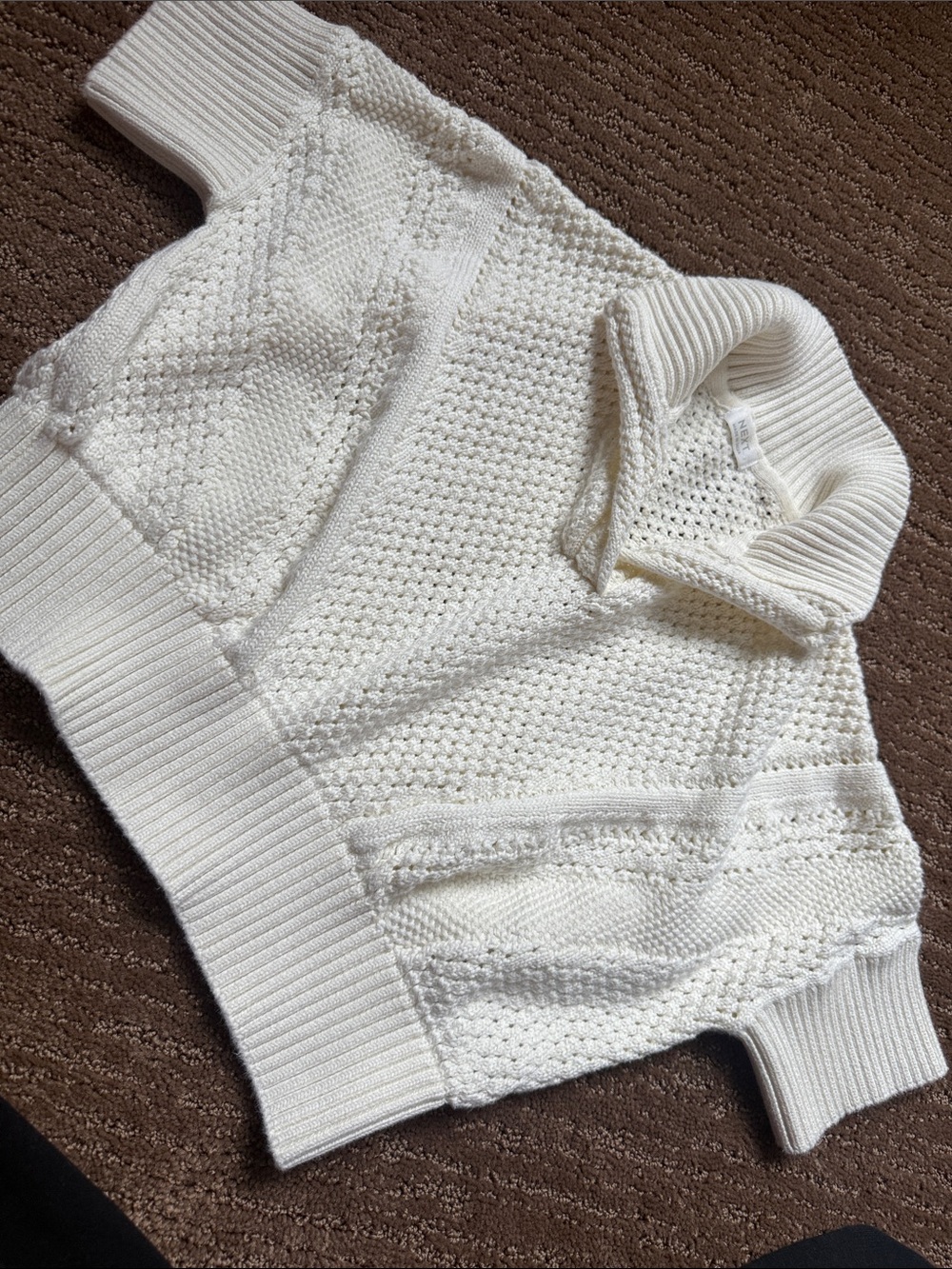 Cream Knit Short-Sleeve Sweater with Rib Collar